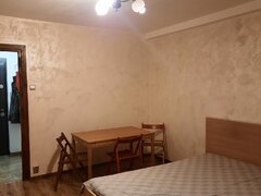 Titan, 10 minute metrou, chiar la parcul Titanii, pe Prisaca Dornei